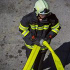 Jelenski vatrogasci uspješno ugasili požar u centru Dražica