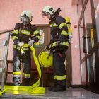 Jelenski vatrogasci uspješno ugasili požar u centru Dražica